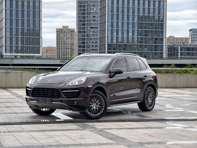 Porsche Cayenne Cayenne Platinum Edition 3.0T