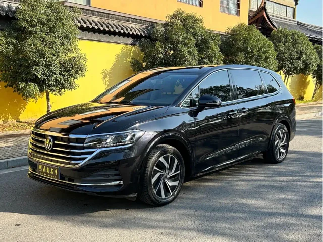 Volkswagen Viloran 380TSI Premium Speed Edition