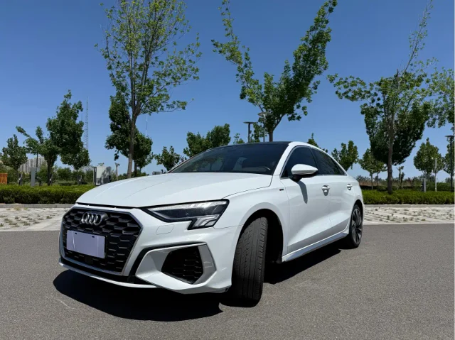Audi A3 A3L Limousine 35 TFSI Fashion Sport Type