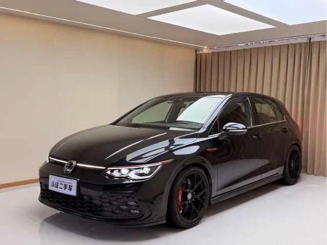 Volkswagen Golf GTI 380TSI DSG GTI
