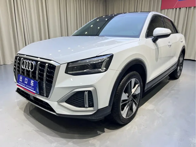 Audi Q2L 35 TFSI Fashion Elegance Type