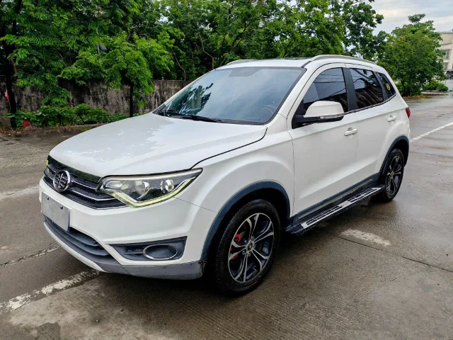 FAW Senya R7 Facelift 1.6L Auto Luxury Type