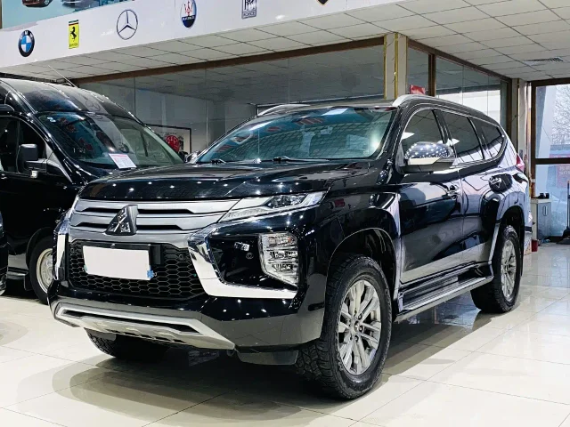 Mitsubishi Pajero Sport (Import) 3.0L Luxury Edition