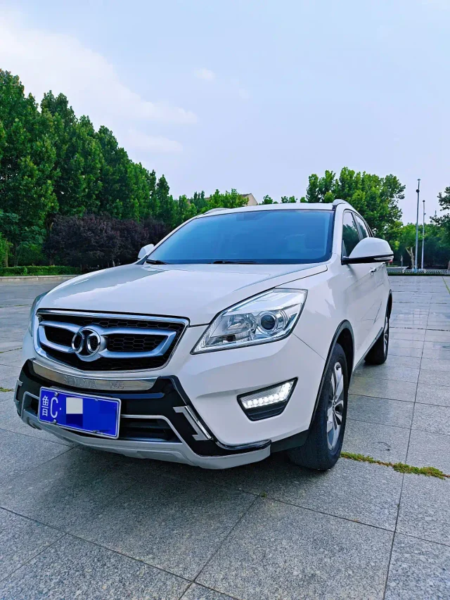 BAIC Senova X65 2.0T Manual Luxury Type