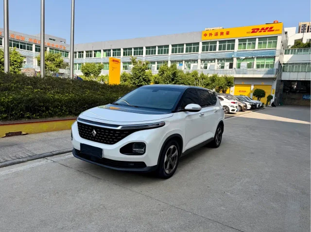 Baojun RM-5 1.5T CVT 24 h Online Luxury Type 6 seats