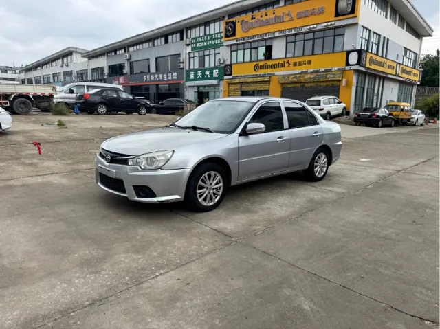 Soueast V3 Lingyue 1.5L Manual Family People Edition