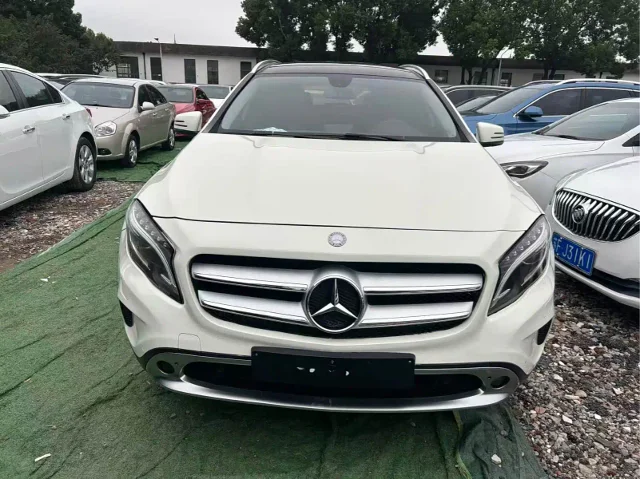 Mercedes-Benz GLA (Import) GLA 200