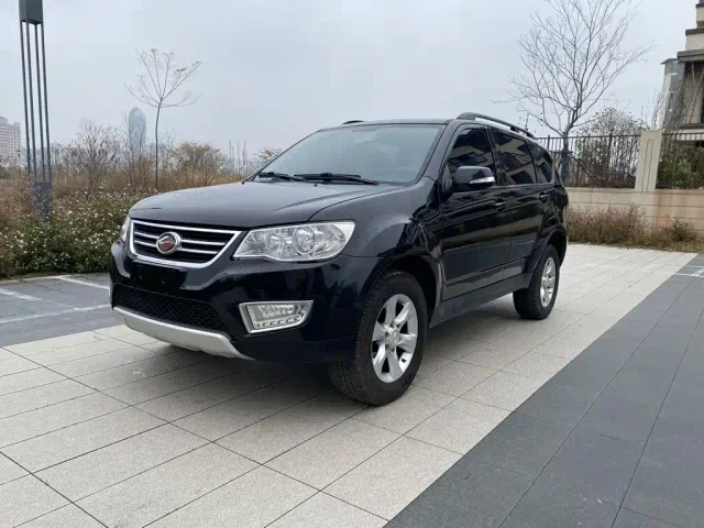 Landwind X8 Discovery Edition 2.0T Diesel 4X2 Ultra Luxury