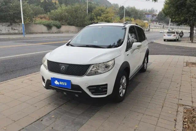 Forthing Jingyi X3 1.5L Premium Type
