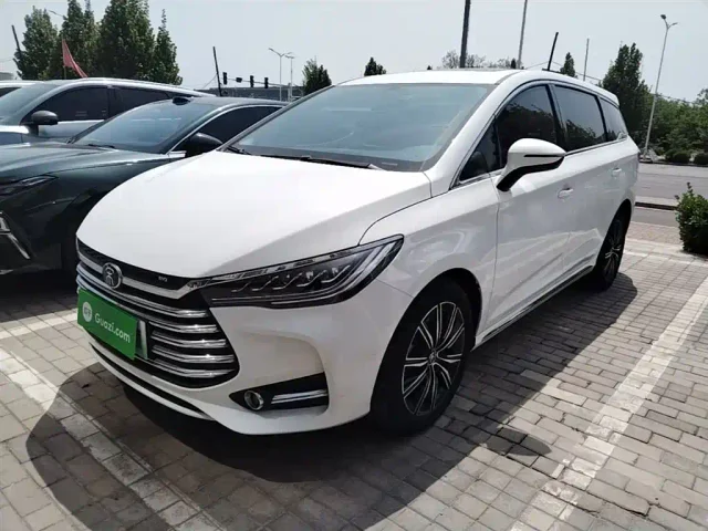 BYD Song MAX New Energy DM 1.5T Connected Supreme Advanced Type 7 seats China VI
