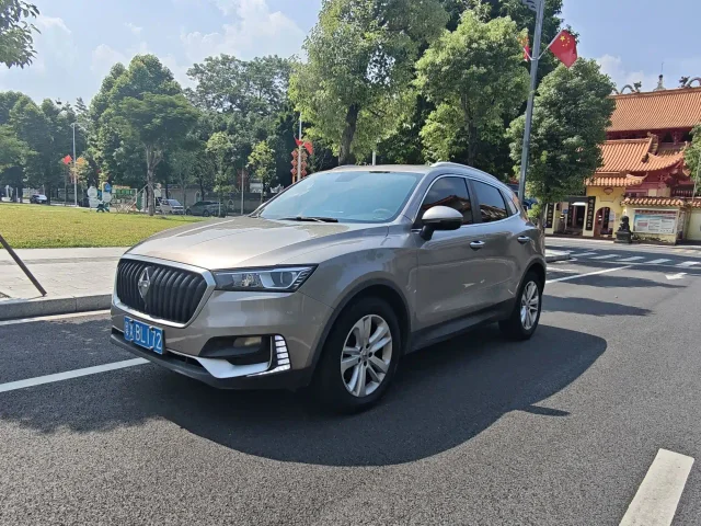 Borgward BX5 25TGDI Auto 2WD Smart Type